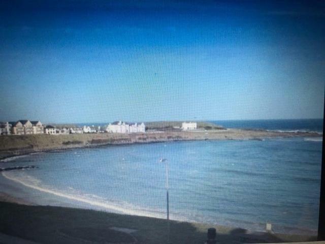 Beach Front Apt Portballintrae , Bushmills Close To Royal Portrush Golf Club Exterior foto